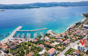 Beautiful Apartment In Orebic With House Sea View